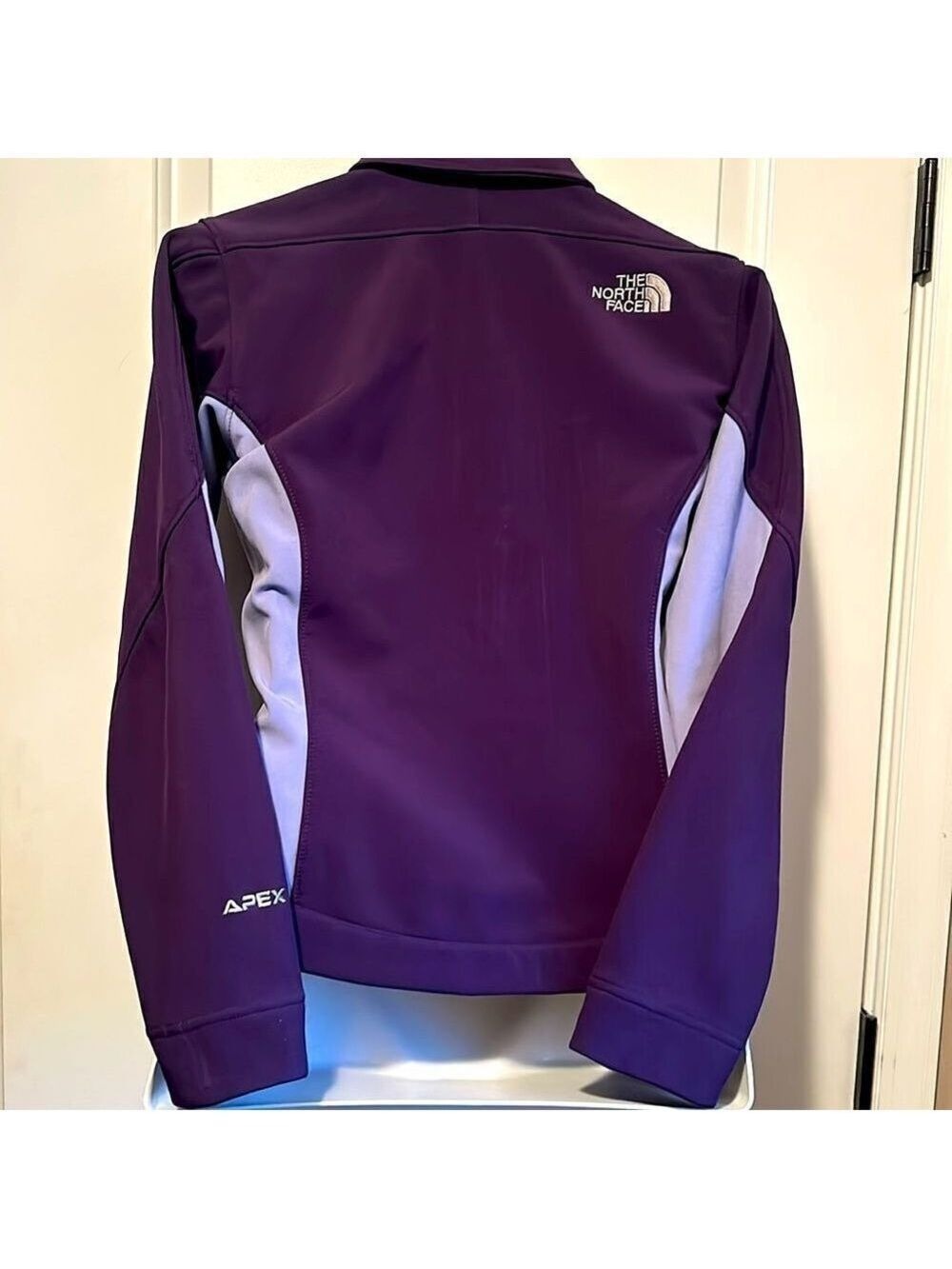 North Face Jacket - Picture 8 of 12